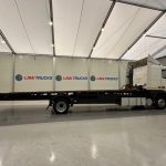 Volvo FH12 420 4×2 Caravan Transporter - thumbnail