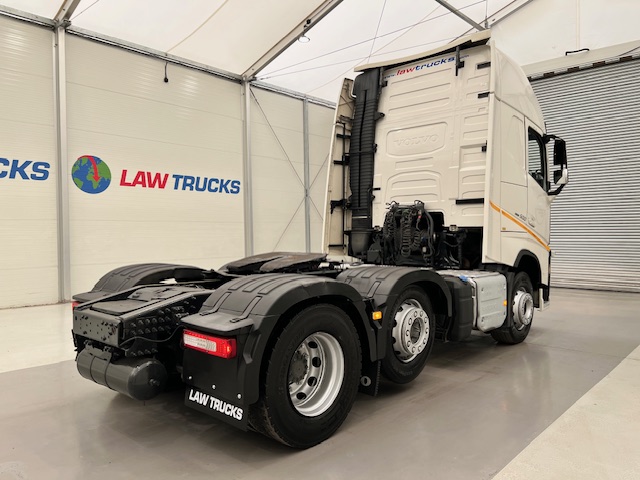 Volvo FH 500 6×2 Midlift Tractor Unit