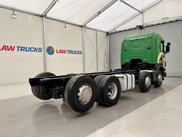 Scania G360 8×2 Sleeper Chassis Cab