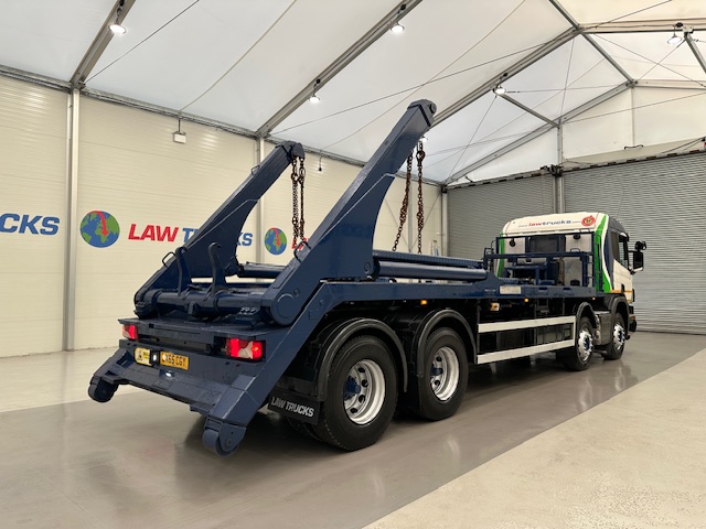 Scania P370 8×4 Sleeper Cab Skip Loader