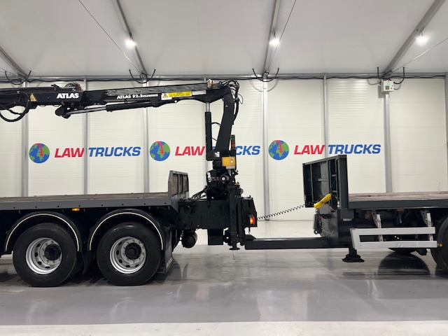 Scania R420 8×2 Rear Lift Brick Grab Drawbar