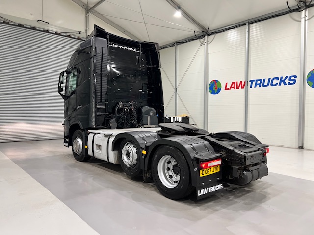 Volvo FH 500 6×2 Midlift Tractor Unit