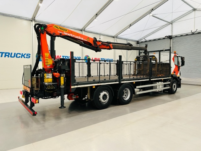 Iveco Stralis 310 6×2 Dropside Brick Grab