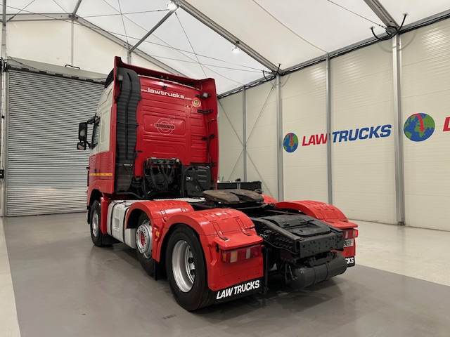 Volvo FH 500 6×2 Midlift Tractor Unit