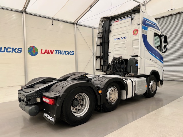 Volvo FH 460 6×2 Midlift Tractor Unit