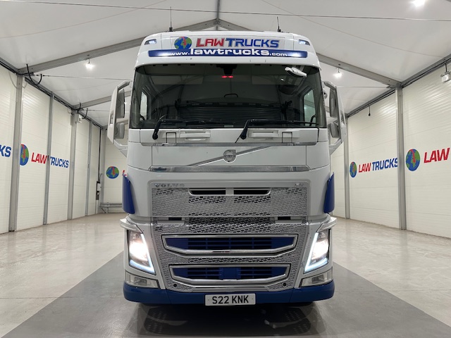 Volvo FH 500 6×2 Midlift Tractor Unit