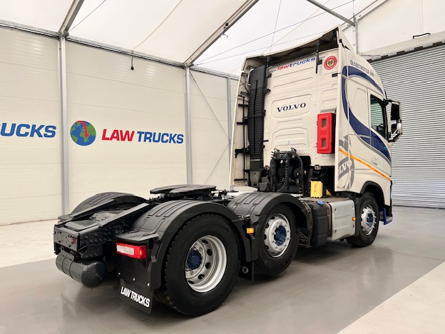 Volvo FH 500 6×2 Midlift Tractor Unit