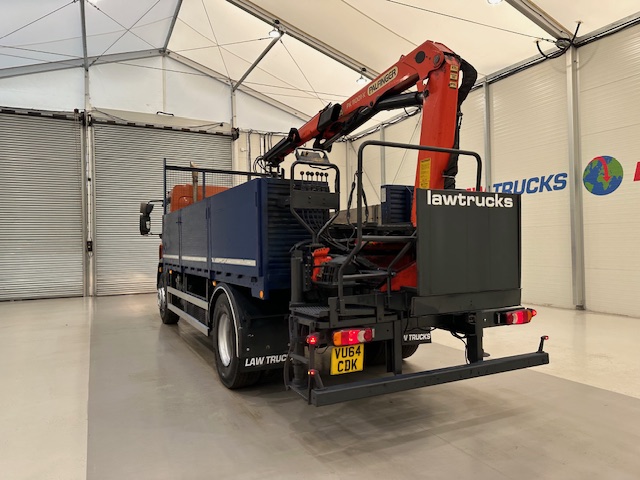 DAF LF 220 Day Cab Dropside Brick Grab