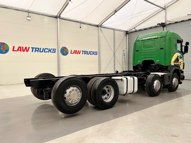 Scania G360 8×2 Sleeper Chassis Cab