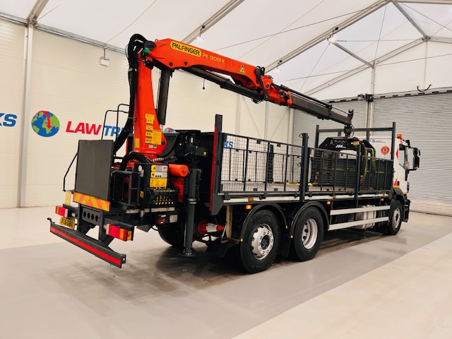 Iveco Stralis 310 Euro 6 6×2 Dropside Brick Grab