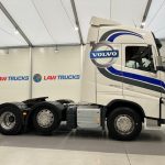 Volvo FH 500 6×2 Tractor Unit Safari Edition - thumbnail
