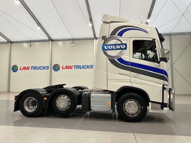 Volvo FH 500 6×2 Tractor Unit Safari Edition