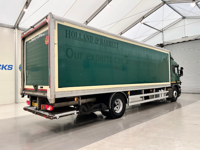 Scania P250 4×2 Sleeper Cab Box Van