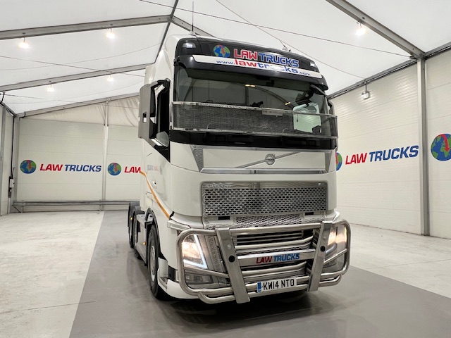 Volvo FH 500 6×2 Sleeper Cab Tractor Unit PTO