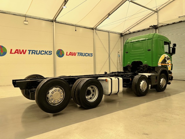 Scania G360 8×2 Sleeper Chassis Cab