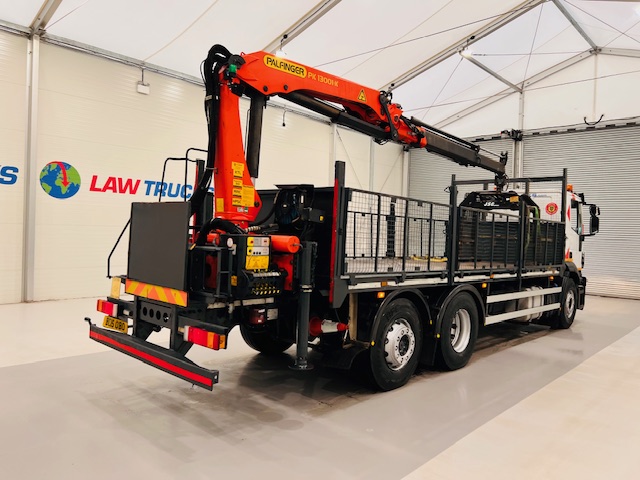 Iveco Stralis 310 Euro 6 6×2 Dropside Brick Grab