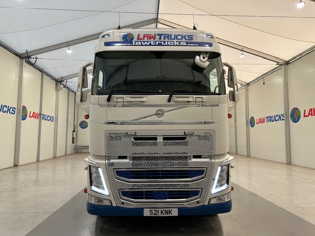 Volvo FH 500 6×2 Midlift Tractor Unit