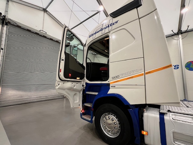 Volvo FH 500 6×2 Midlift Tractor Unit