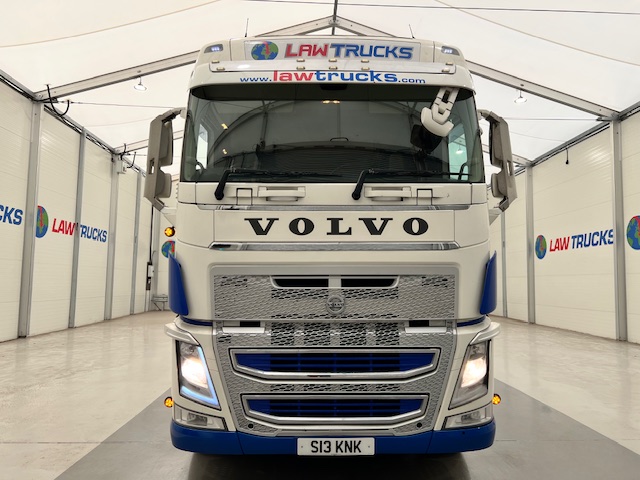 Volvo FH 500 6×2 Midlift Tractor Unit