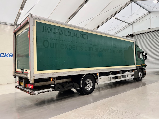 Scania P250 4×2 Sleeper Cab Box Van