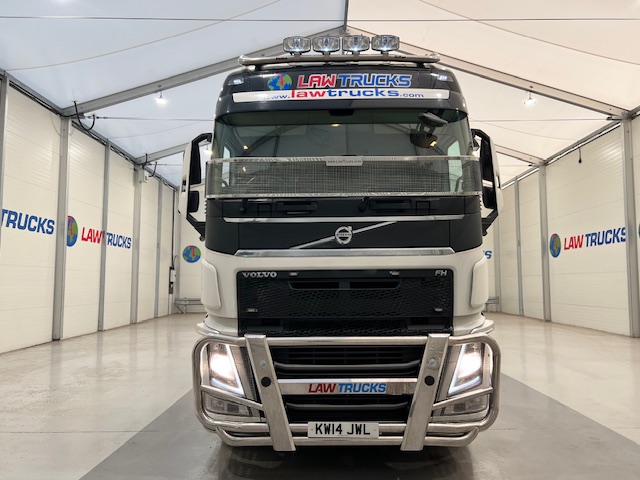Volvo FH 500 6×2 Sleeper Cab Tractor Unit