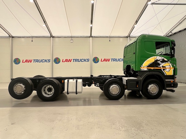 Scania G360 8×2 Sleeper Chassis Cab