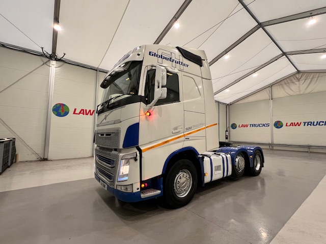 Volvo FH 500 6×2 Midlift Tractor Unit
