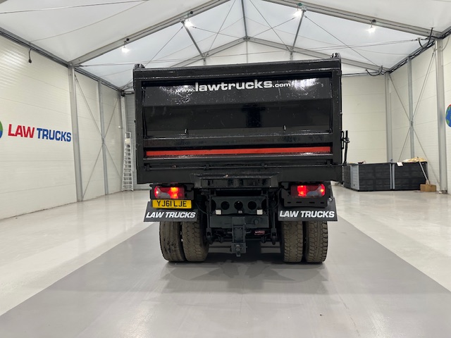 MAN TGS 35.360 8×4 Day Cab Steel Tipper Grab