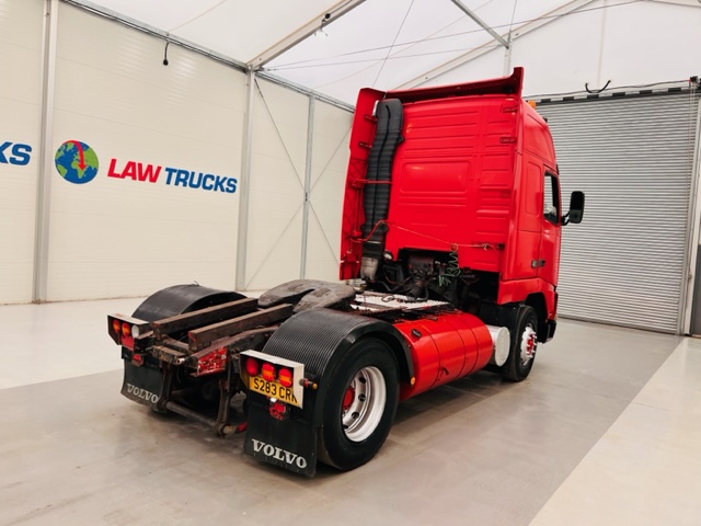 Volvo FH12 420 4×2 GTXL Tractor Unit