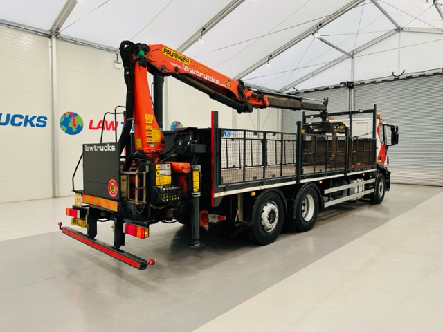 Iveco Stralis 310 6×2 Dropside Brick Grab