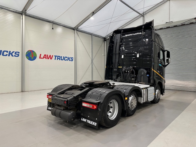 Volvo FH 500 6×2 Midlift Tractor Unit