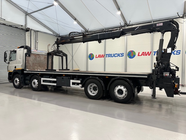 DAF CF85 360 8×2 Flatbed Brick Grab Drawbar
