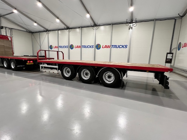 Volvo FH 500 6×2 Rear Lift Flatbed’s Drawbar