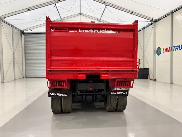 Volvo FM 400 8×4 Steel Tipper Grab Manual