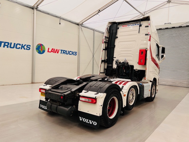 Volvo FH 500 6×2 Midlift Tractor Unit