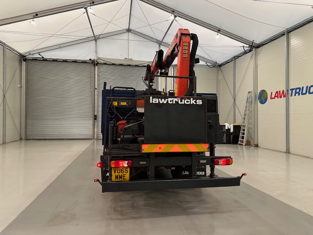 DAF LF 220 Day Cab Dropside Brick Grab