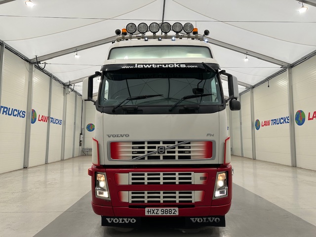 Volvo FH 520 6×2 Sleeper Cab Tractor Unit Manual