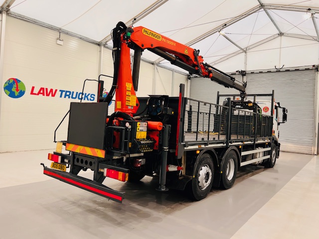 Iveco Stralis 310 Euro 6 6×2 Dropside Brick Grab
