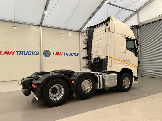 Volvo FH 500 6×2 Globetrotter XL Midlift Tractor Unit