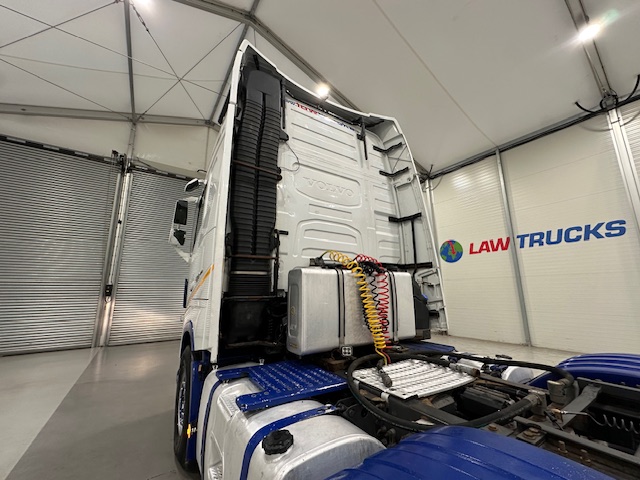 Volvo FH 500 6×2 Midlift Tractor Unit