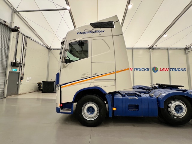 Volvo FH 500 6×2 Midlift Tractor Unit