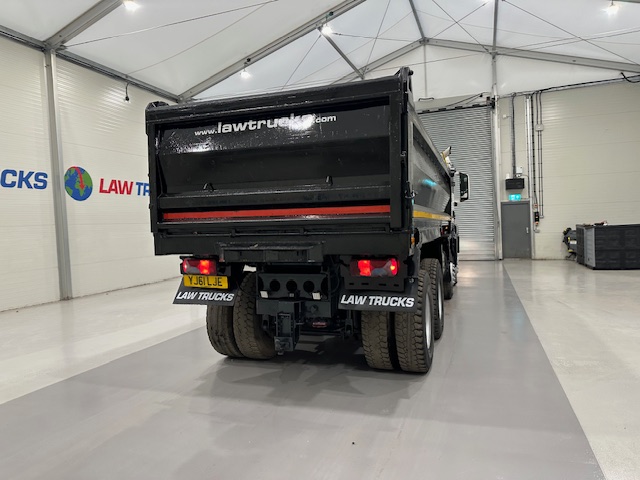 MAN TGS 35.360 8×4 Day Cab Steel Tipper Grab