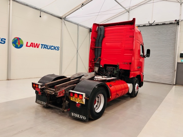 Volvo FH12 420 4×2 GTXL Tractor Unit