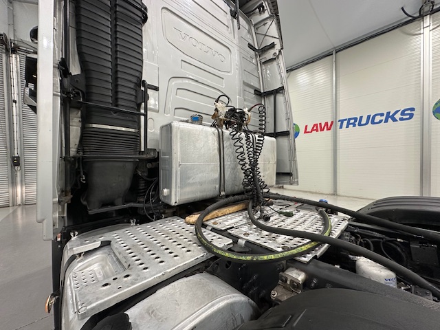 Volvo FH 500 6×2 Midlift Tractor Unit PTO