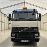 Volvo FH12 420 4×2 Caravan Transporter - thumbnail