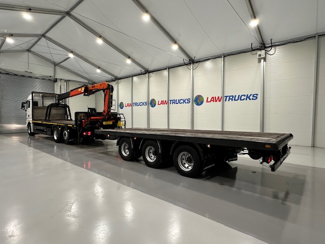 MAN TGX 26.440 6×2 Brick Grab Drawbar