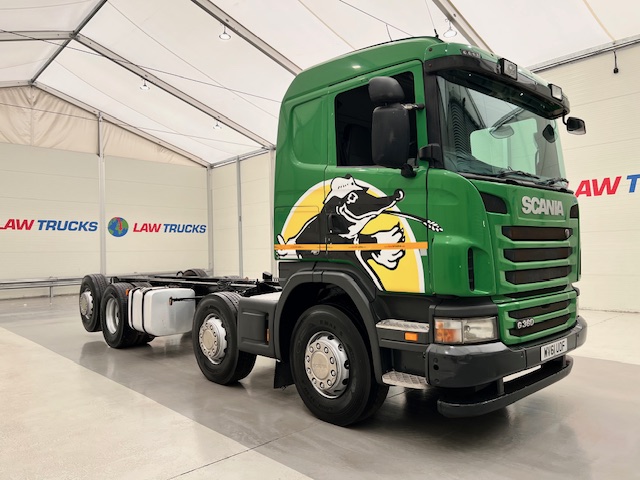 Scania G360 8×2 Sleeper Chassis Cab