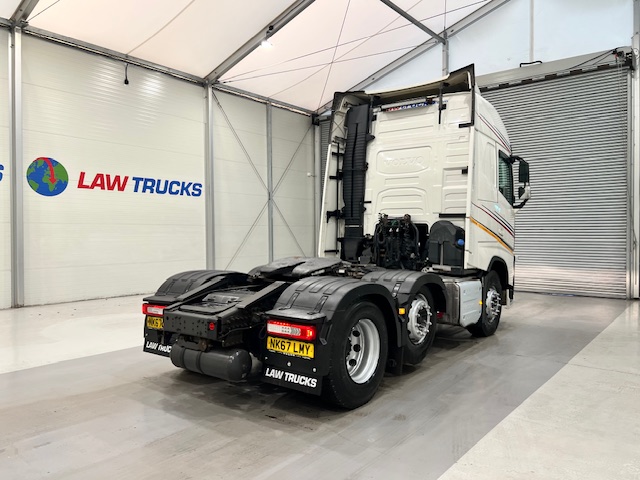 Volvo FH 500 6×2 Midlift Tractor Unit