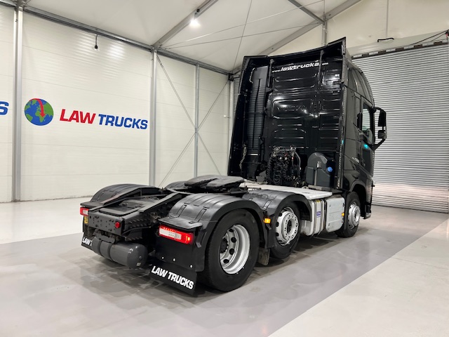Volvo FH 500 6×2 Midlift Tractor Unit