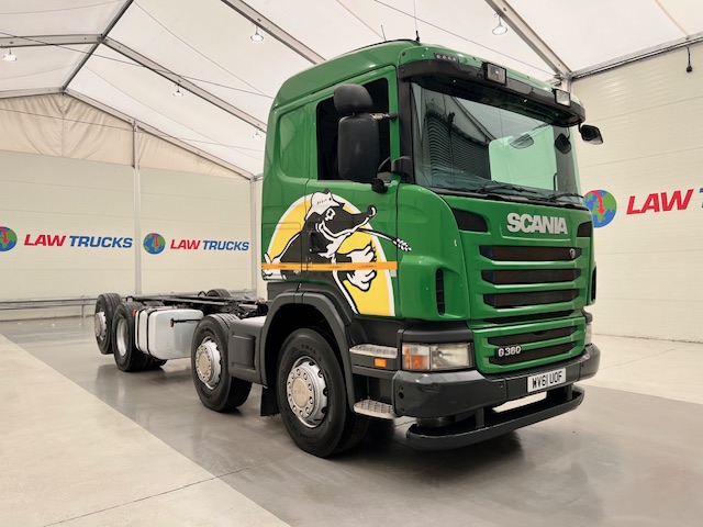 Scania G360 8×2 Sleeper Chassis Cab
